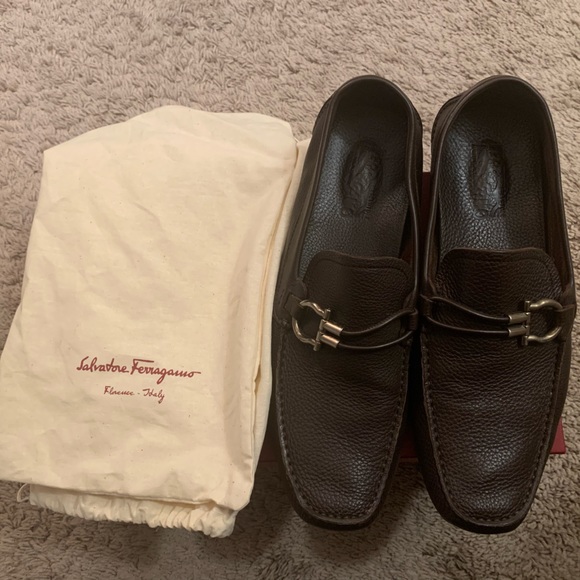 Salvatore Ferragamo loafers - Picture 1 of 5